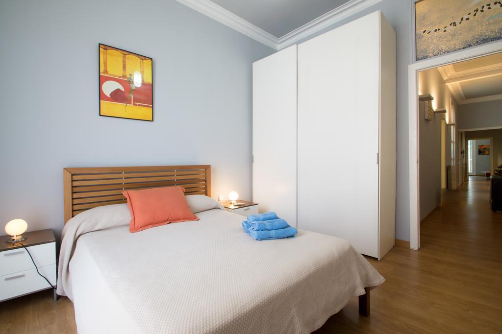 Luxury Central Apartment バルセロナ エクステリア 写真